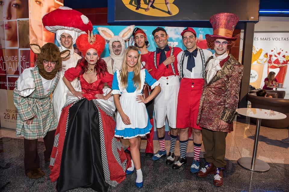 <span  class="uc_style_uc_tiles_grid_image_elementor_uc_items_attribute_title" style="color:#ffffff;">Ana Paula Rocha - Teatro - Alice no país das maravilhas - Abril 2014 - 001</span>