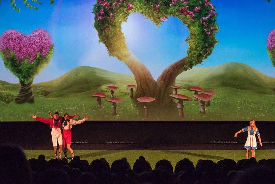 <span  class="uc_style_uc_tiles_grid_image_elementor_uc_items_attribute_title" style="color:#ffffff;">Ana Paula Rocha - Teatro - Alice no país das maravilhas - Abril 2014 - 003</span>