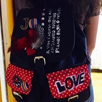 <span  class="uc_style_uc_tiles_grid_image_elementor_uc_items_attribute_title" style="color:#ffffff;">Ana Paula Rocha - Teatro - América Suitamérica - Junho 2016 - 005</span>
