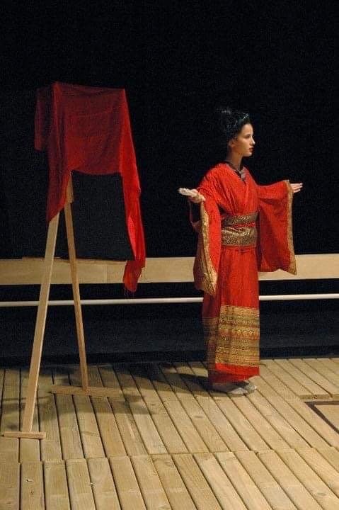 <span  class="uc_style_uc_tiles_grid_image_elementor_uc_items_attribute_title" style="color:#ffffff;">Ana Paula Rocha - Teatro - Hanjo - Setembro 2010 - 002</span>