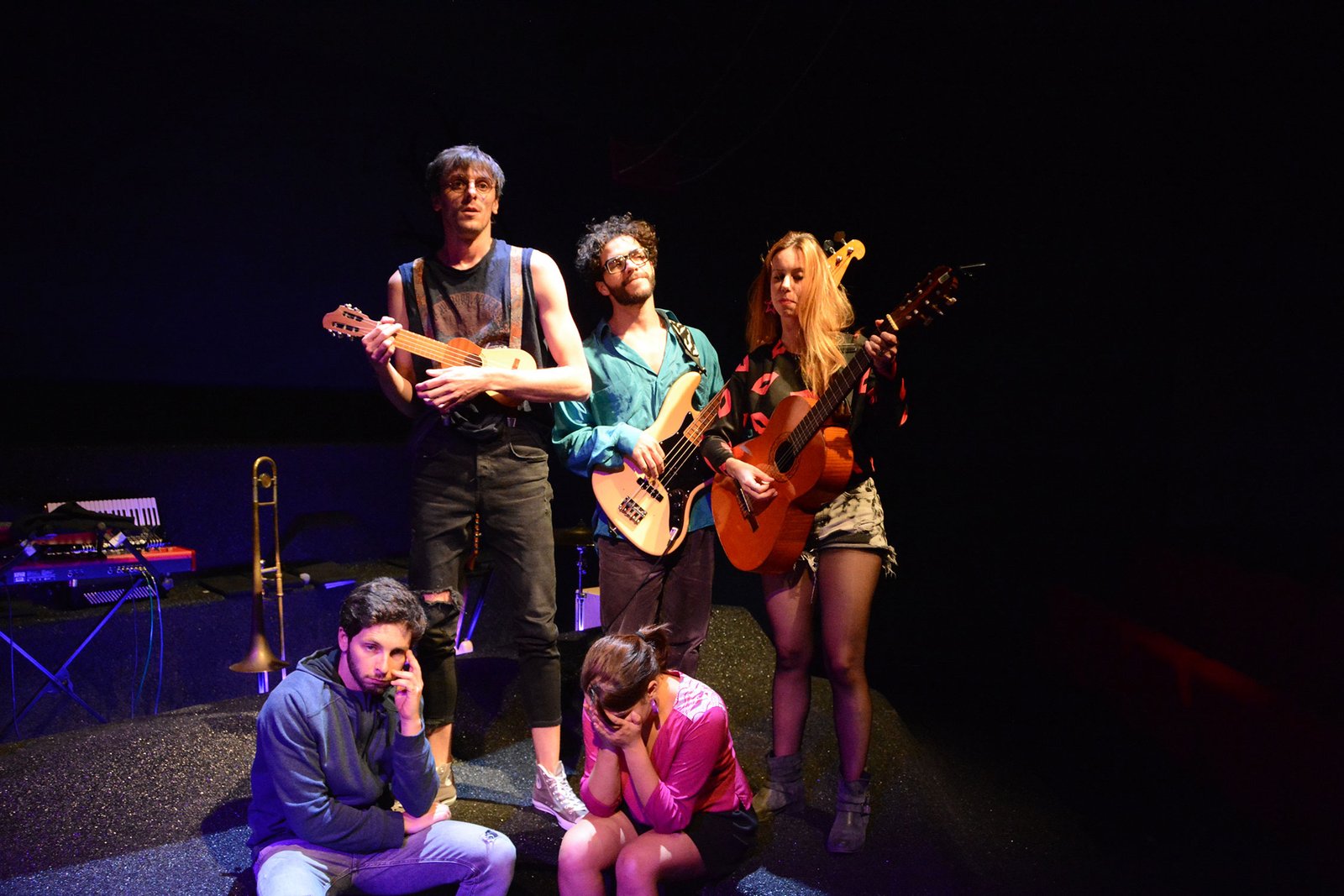 <span  class="uc_style_uc_tiles_grid_image_elementor_uc_items_attribute_title" style="color:#ffffff;">Ana Paula Rocha - Teatro - A Golpada - Junho 2019 - 005</span>