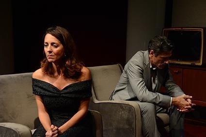 <span  class="uc_style_uc_tiles_grid_image_elementor_uc_items_attribute_title" style="color:#ffffff;">Ana Paula Rocha - Teatro - A Verdade - Novembro 2018 - 001</span>