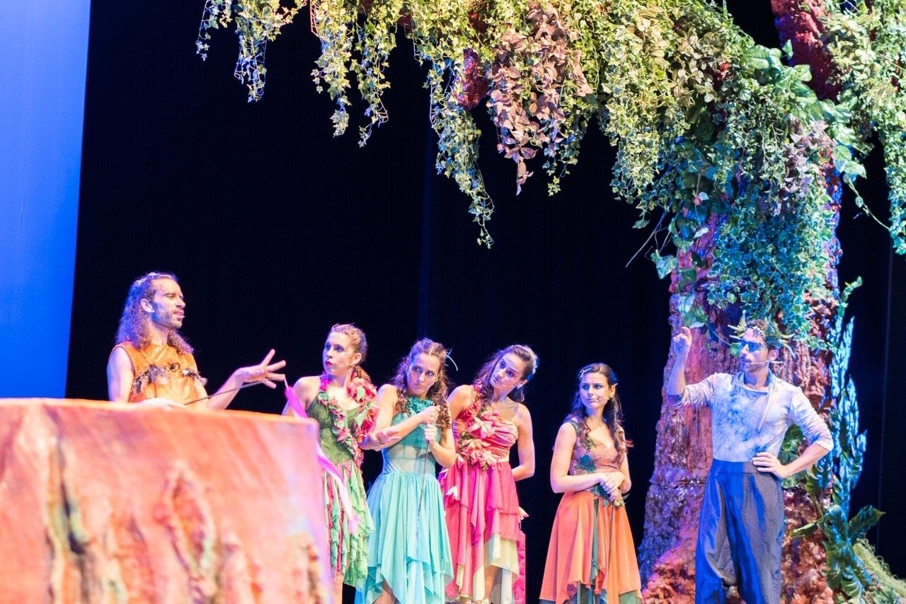 <span  class="uc_style_uc_tiles_grid_image_elementor_uc_items_attribute_title" style="color:#ffffff;">Ana Paula Rocha - Teatro - Sonho de uma noite de Verão – Maio 2019 - 009</span>